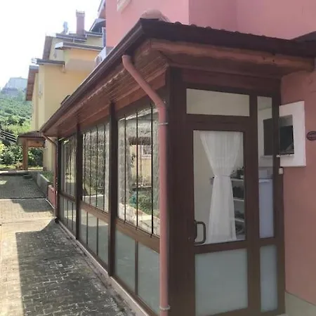 Karadeniz Doga Manzarali Villa *