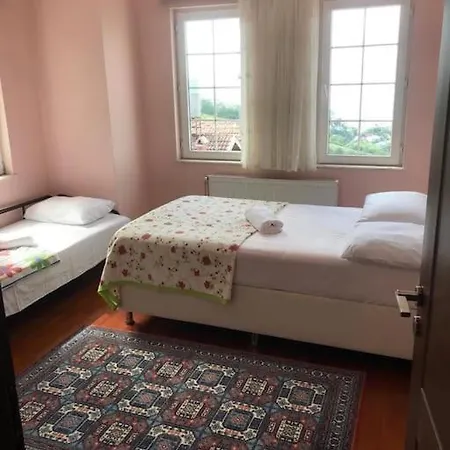 Karadeniz Doga Manzarali Villa